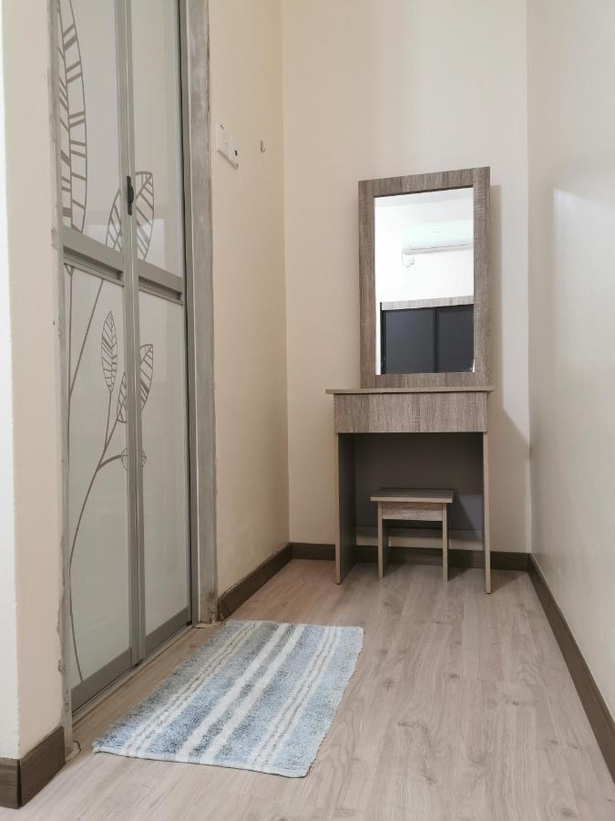 Diy Palm Court Bedroom Kuantan Ngoại thất bức ảnh